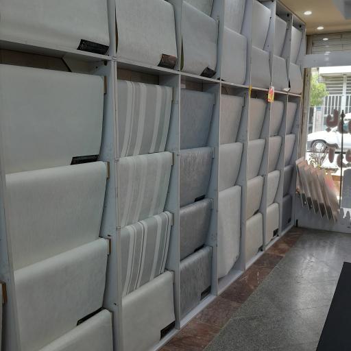 عکس انبار پخش کاغذ دیواری کرج