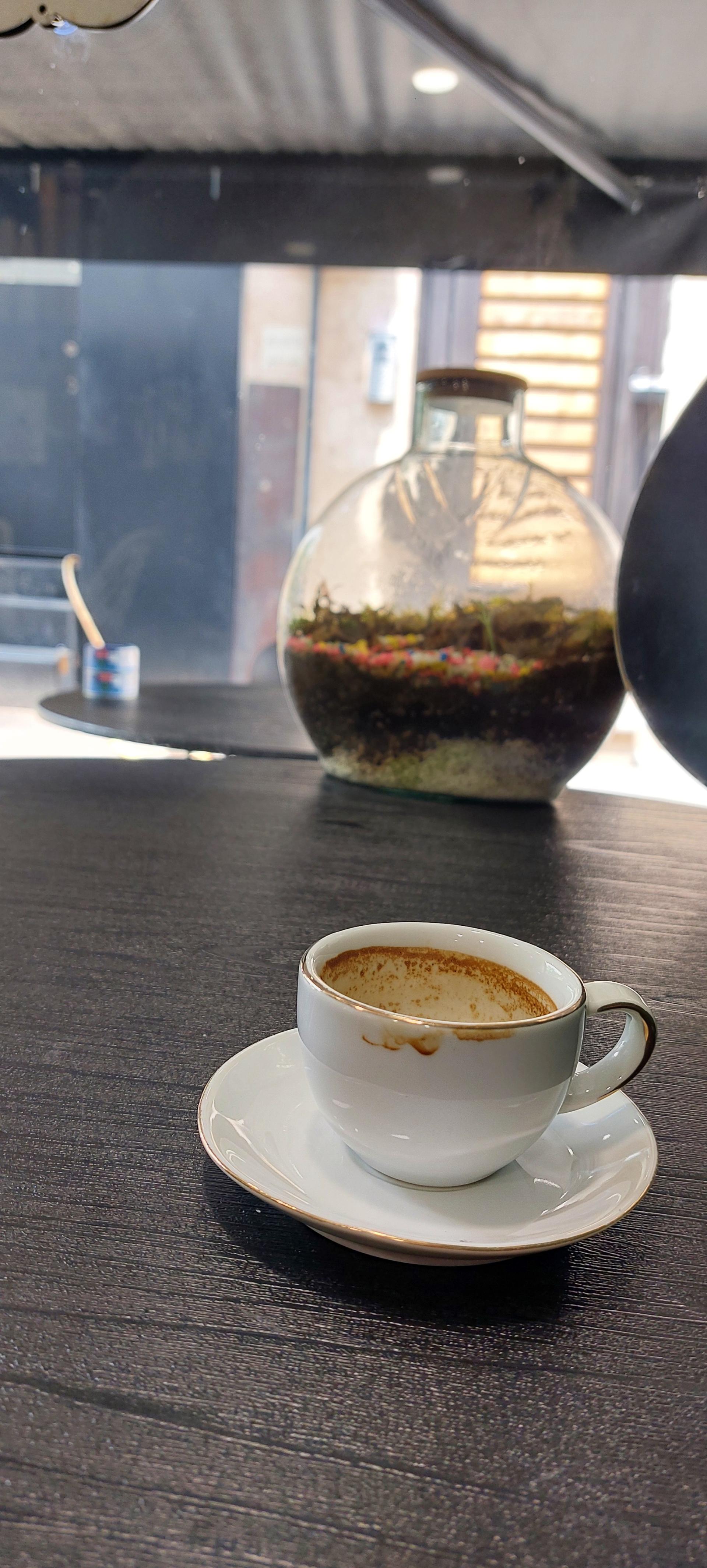 عکس کافه رژوان