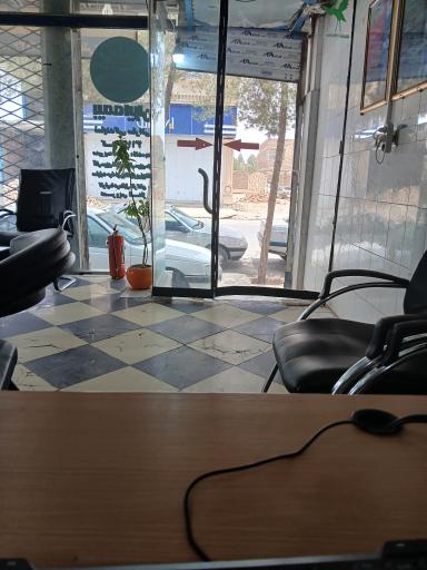 عکس نمایندگی بیمه سارانی