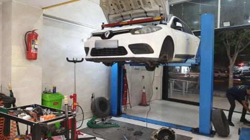 عکس خدمات فنی رنو