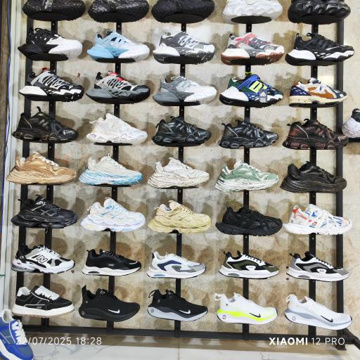 عکس فروشگاه کفش آرجی