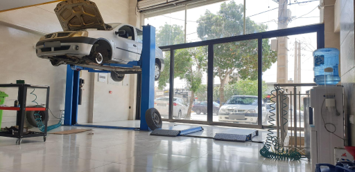 عکس خدمات فنی رنو