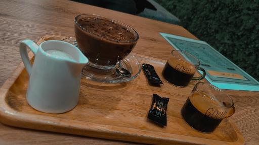 عکس کافی شاپ الیزه