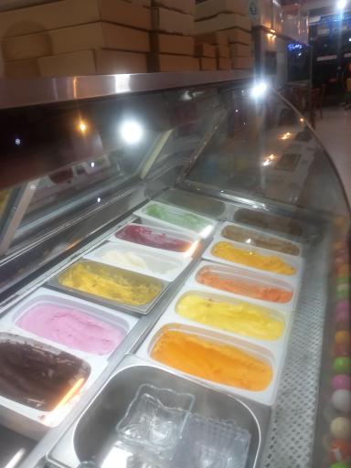 عکس کافی‌شاپ بهار