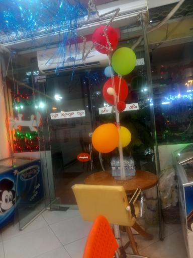 عکس کافی‌شاپ بهار