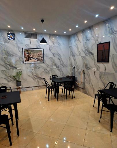 عکس کافه مالِر