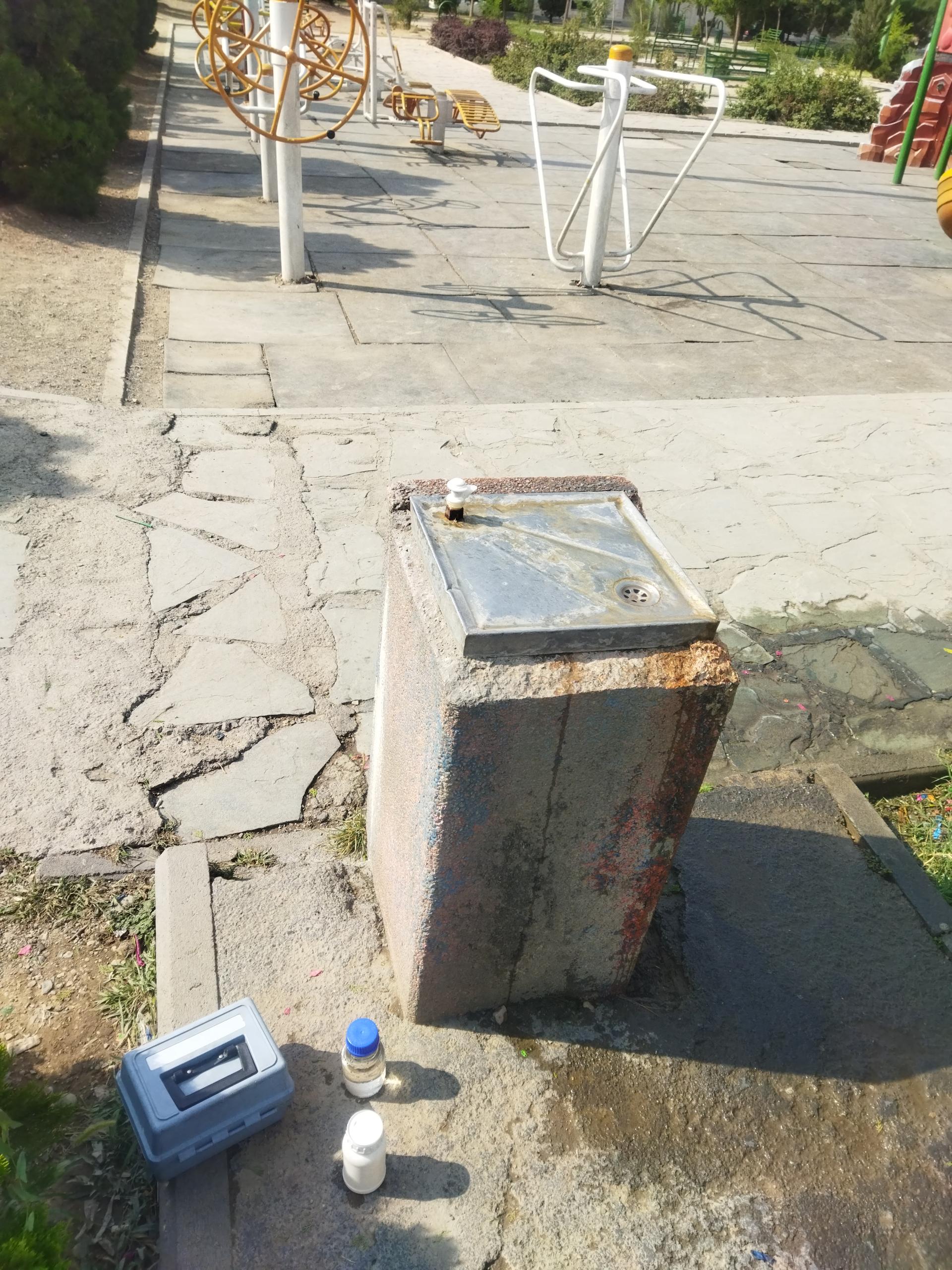 عکس آبخوری بوستان بنفشه