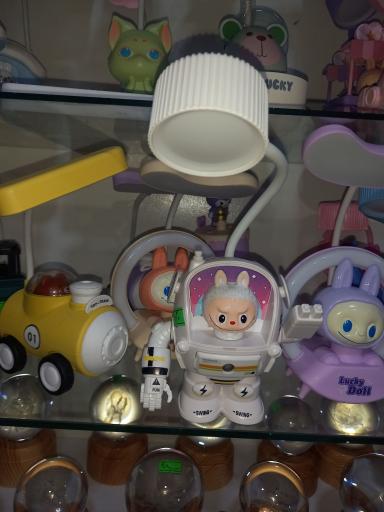 عکس فروشگاه ماگ بوووم 