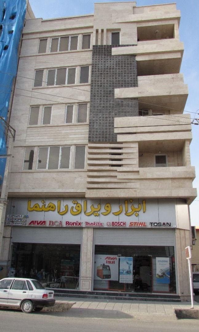 عکس ابزار و یراق راهنما 