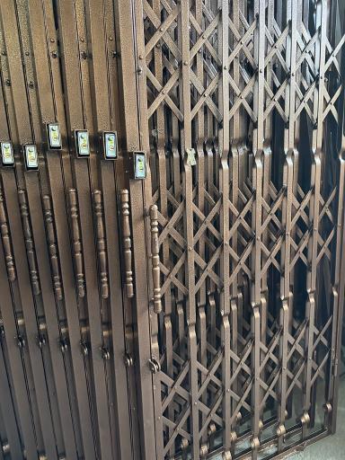 تولیددرب آکاردئونی ایمن صنعت حسین پور