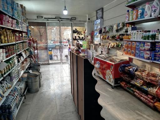 هایپرمارکت برکت
