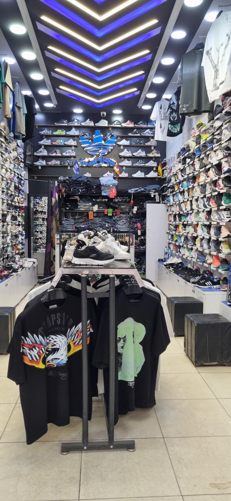 عکس کتونی رضا