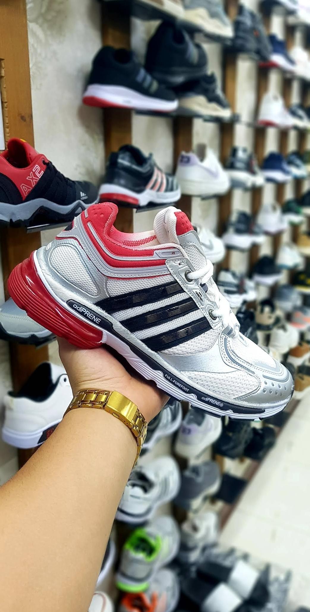 عکس کفش اسپرت سونامی 