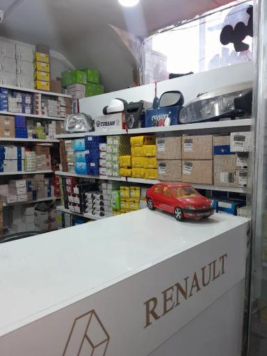 عکس فروشگاه لوازم یدکی رنو هاشمی