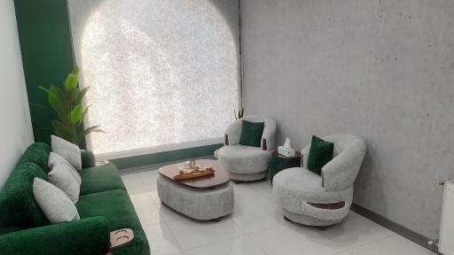 عکس کلینیک زیبایی ماهین(مطب دکتر سید یاسر سیدین بروجنی)