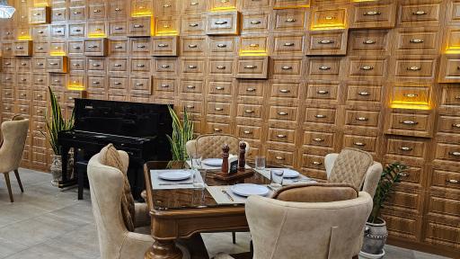 عکس کافه رستوران دنیز