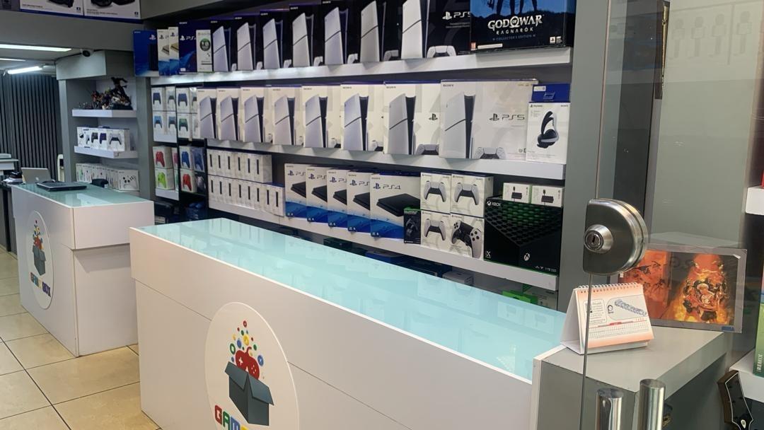 عکس فروشگاه باران