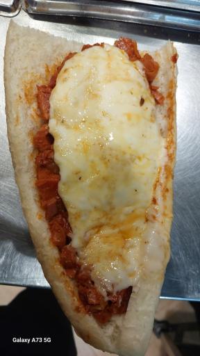 عکس ساندویچ مترو