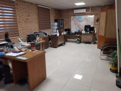 عکس انبار مرکزی ستاره قطعات بنیس