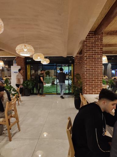 عکس برگرهای تخصصی لاویا