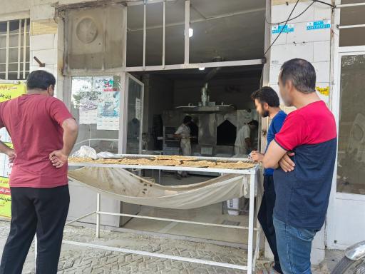 عکس نانوایی سنگک