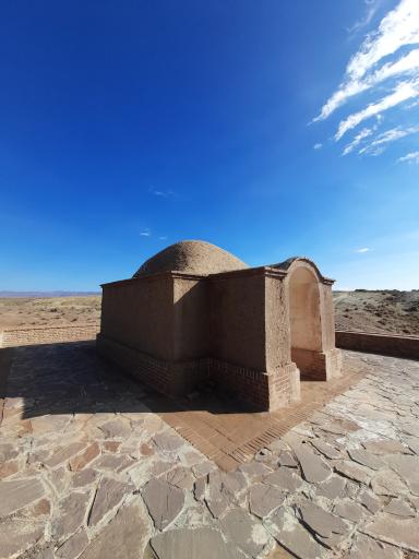 عکس مقبره شیخ حسن جوری