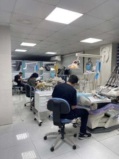 عکس درمانگاه شبانه روزی ایساتیس