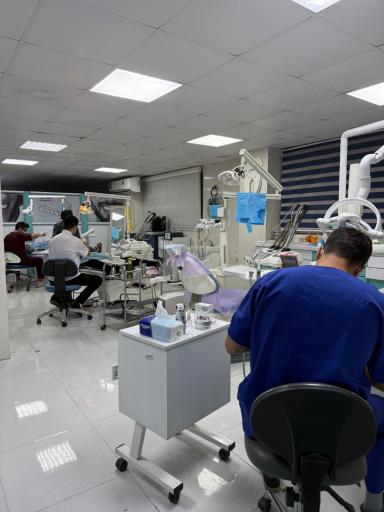 عکس درمانگاه شبانه روزی ایساتیس