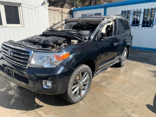 عکس مجتمع تعمیرگاهی کارلوکس 