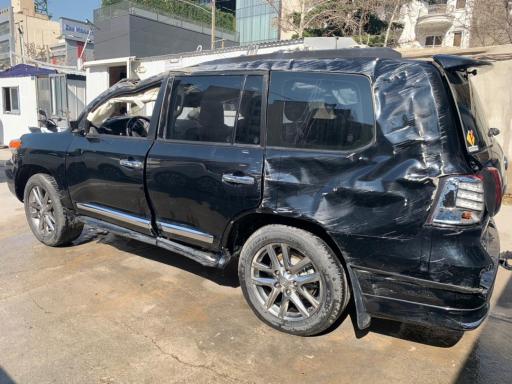 عکس مجتمع تعمیرگاهی کارلوکس 