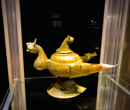 عکس موزه رضا عباسی