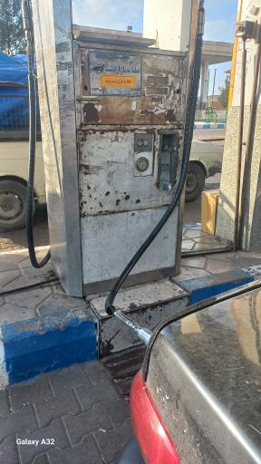 عکس جایگاه مهتاب (بنزین و CNG)