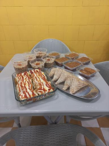 عکس آشپزخانه و تهیه غذا سره پز 