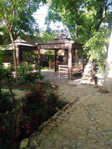 اقامتگاه بومگردی سرای کربلایی فریدون