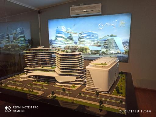 عکس دفتر مرکزی ری فورت