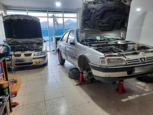 عکس تعمیرگاه تخصصی باواریا