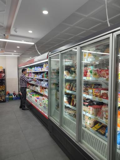 عکس فروشگاه افق کوروش پردیس ارکیده