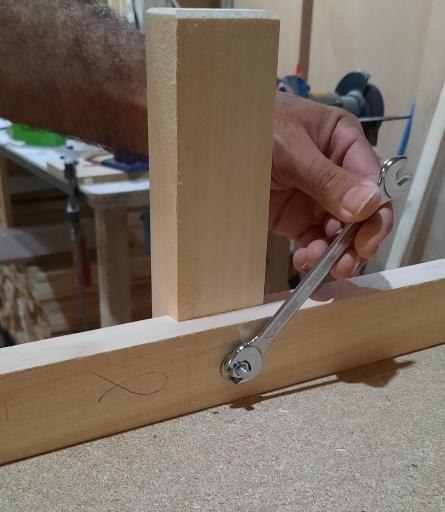 عکس کف تخت خواب شرکت آذر صنعت ابراهیمی