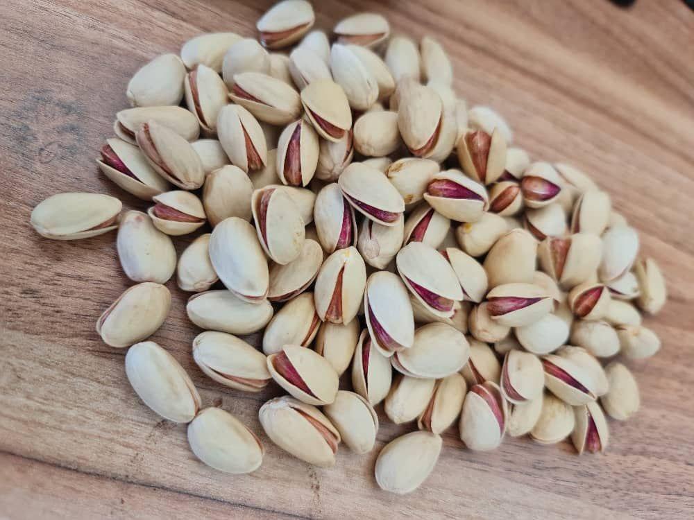 عکس خرید و فروش پسته عبدلی