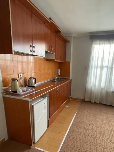 عکس هتل آپارتمان آلما مشهد