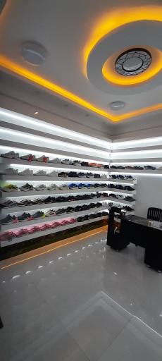 عکس کتونی اورجینال مرادی