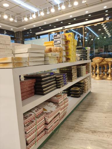 عکس آجیل و خشکبار شور و شیرین