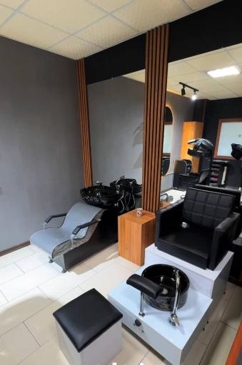 عکس سالن‌ زیبایی ندا رهبری