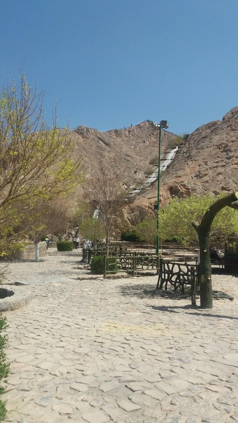 عکس بوستان کوهستان یزد