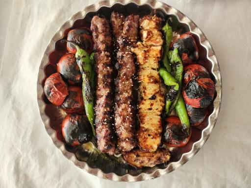 عکس رستوران روژین