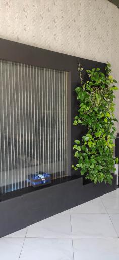 عکس رستوران لاویز