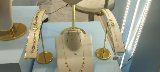 عکس گالری طلا و جواهرات ثروت