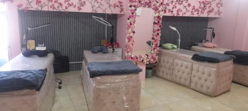 عکس آموزشگاه مراقبت و زیبایی مونا مومنی