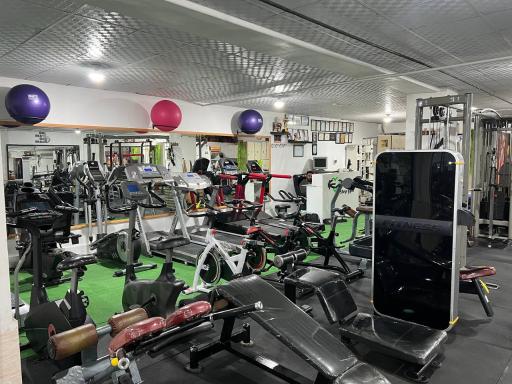 عکس باشگاه بدنسازی بهتن