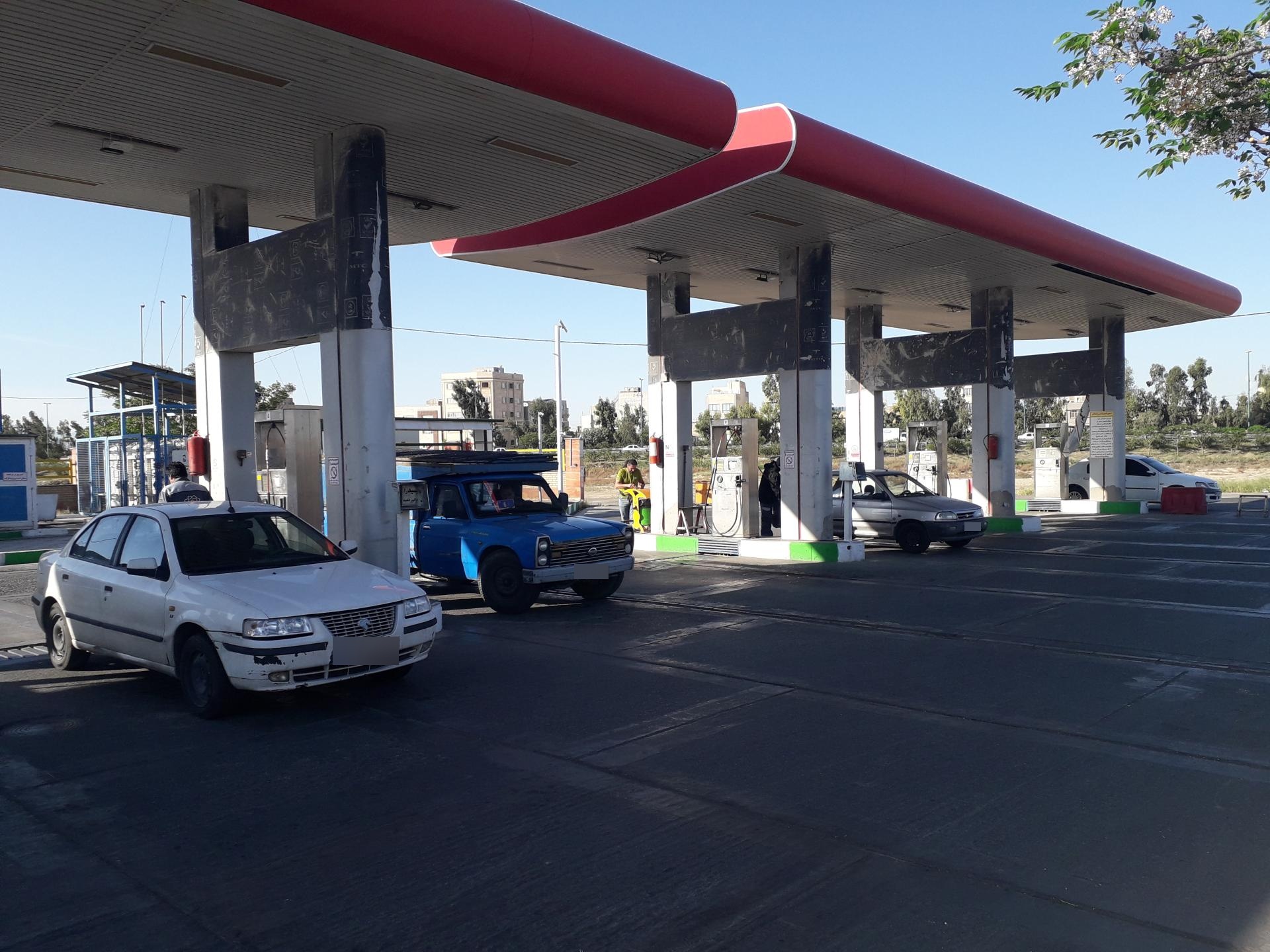 عکس جایگاه گاز CNG